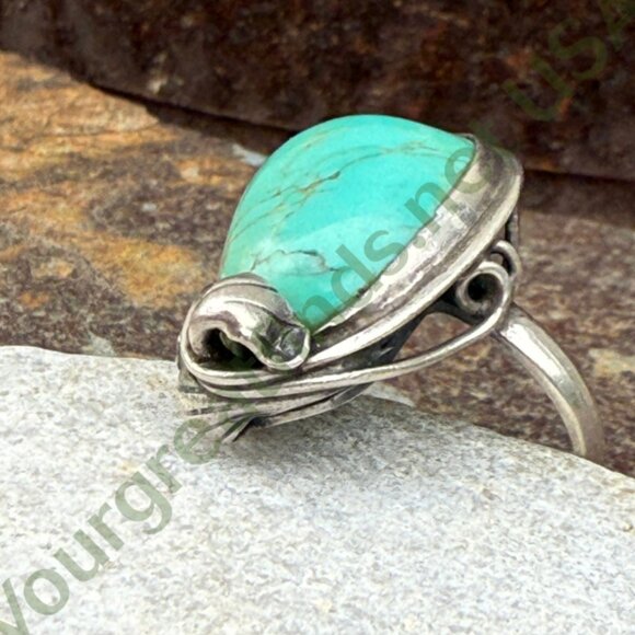 Vintage Sterling Silver & Turquoise Ring Size 7.25 - Picture 3 of 4
